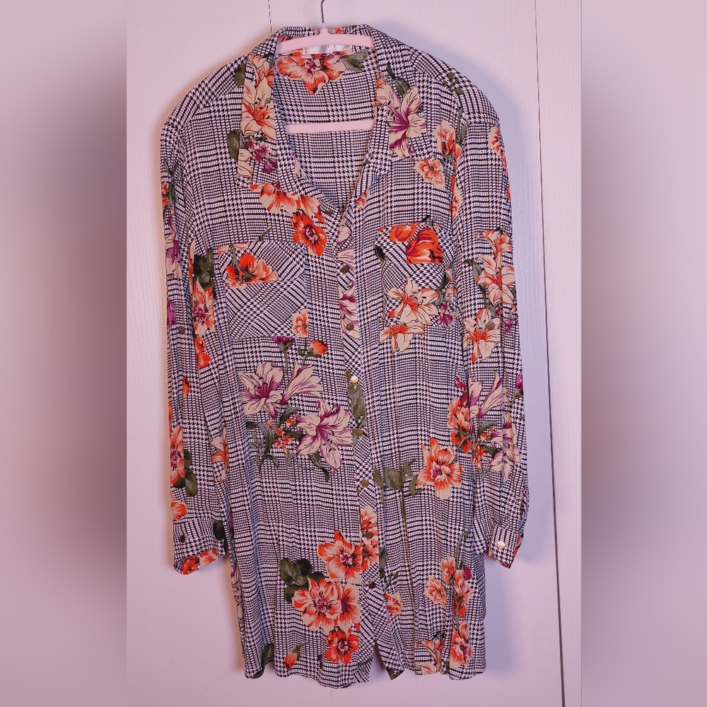 Solitaire Stripe Floral Button Front Tunic Blouse Size 3X Black White Collar - Picture 9 of 11